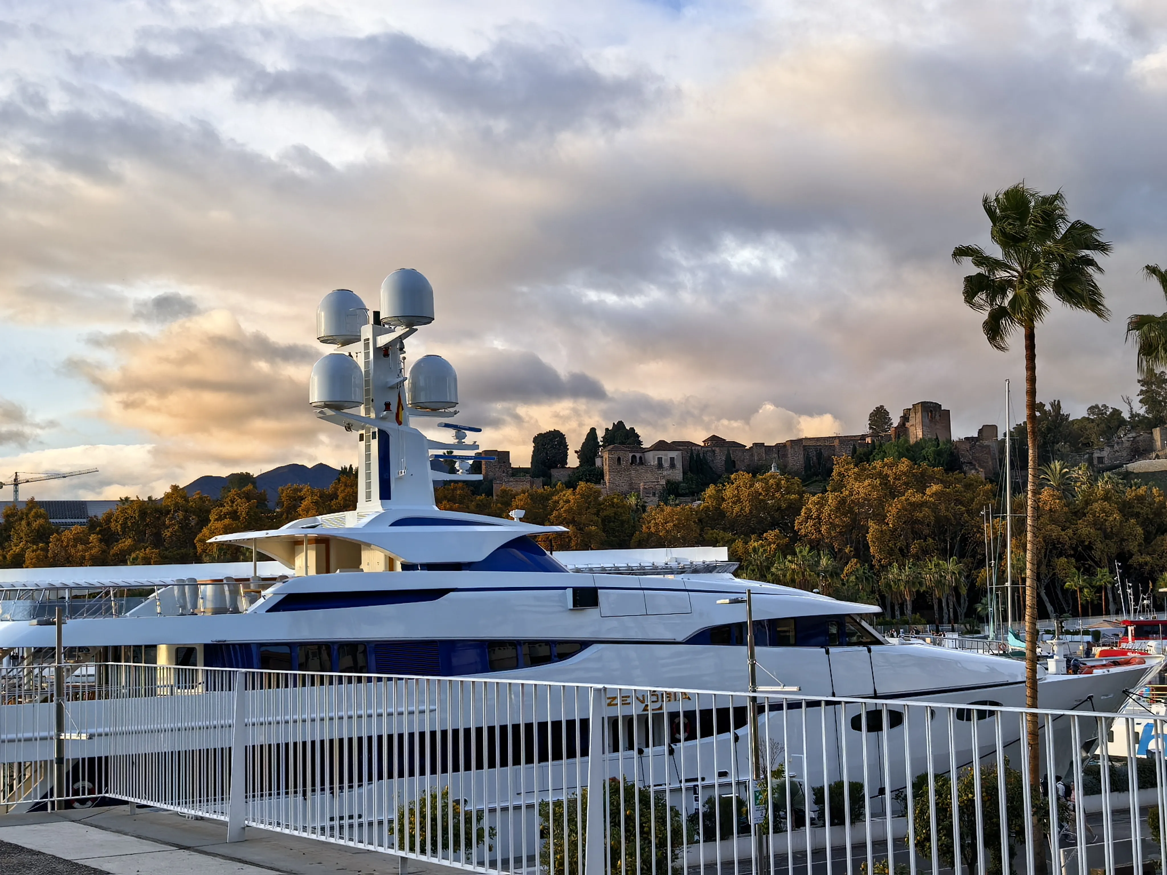 HUAWEI Pura 70 Ultra - System Aparatów - IMG_20251117_172731.webp